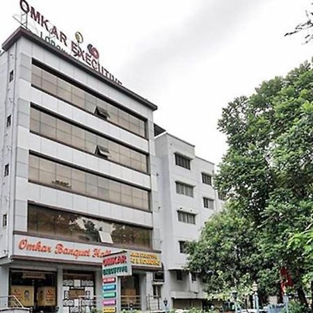 Hotel Omkar Executive à Yerandwane Extérieur photo